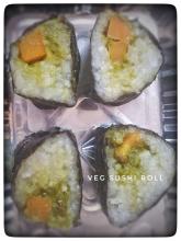 Veg sushi roll