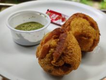 Bread Pakora + Chutney