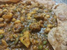 Bhandara Sabzi + Poori